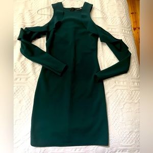Misguided off-shoulder dress/ tight body con but flattering